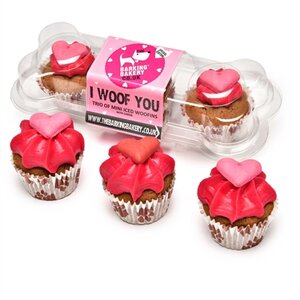 The barking bakery i woof you valentine mini iced woofins trio assorti